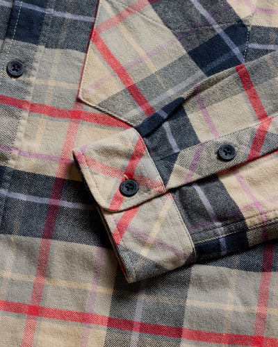 Fairbanks Flannel-Beige Multi-Regular-Detail2--Model---L