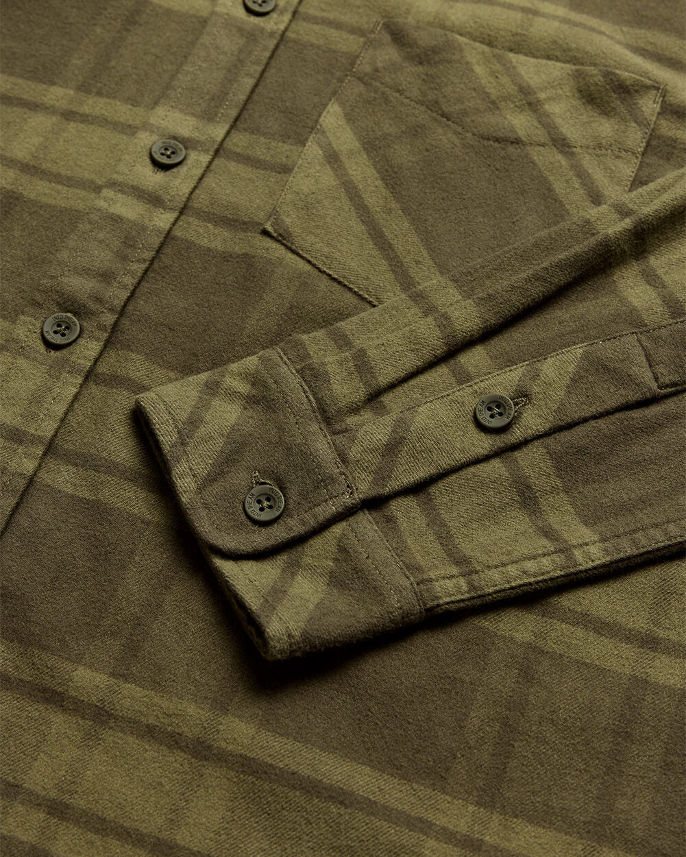 Fairbanks Flannel-Dark Olive-Regular-Detail--Model---L