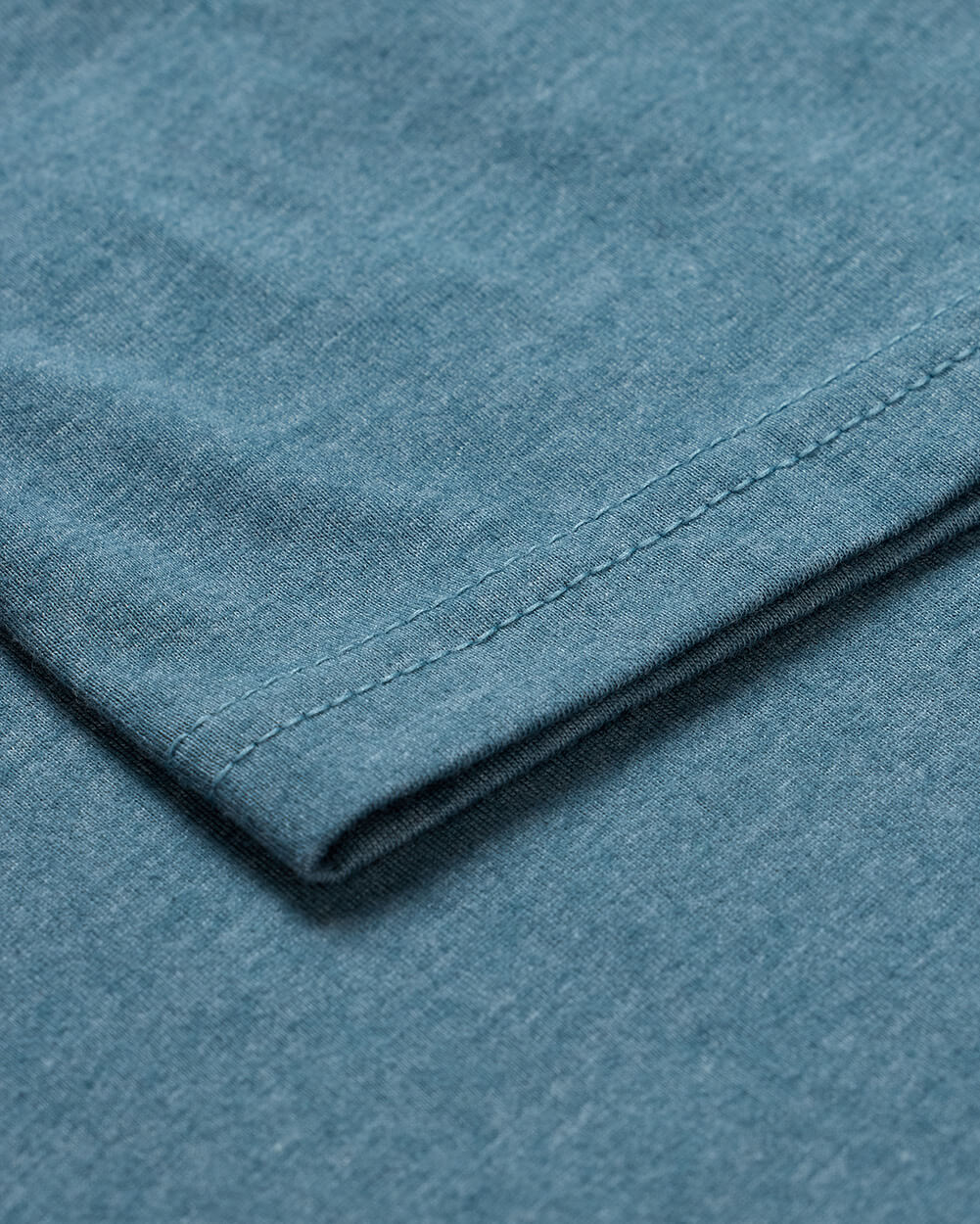 Basic Tee - No Logo-Indigo-Reg-Regular-Detail2--Model---L