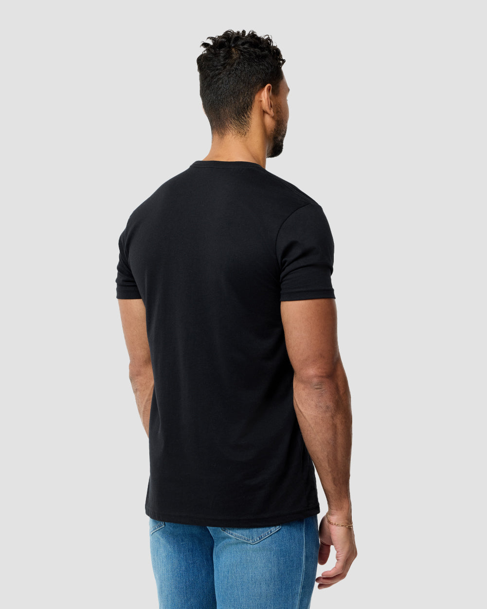 Basic Tee - Non-Branded-Black-Tall-Regular-Back--Model---M