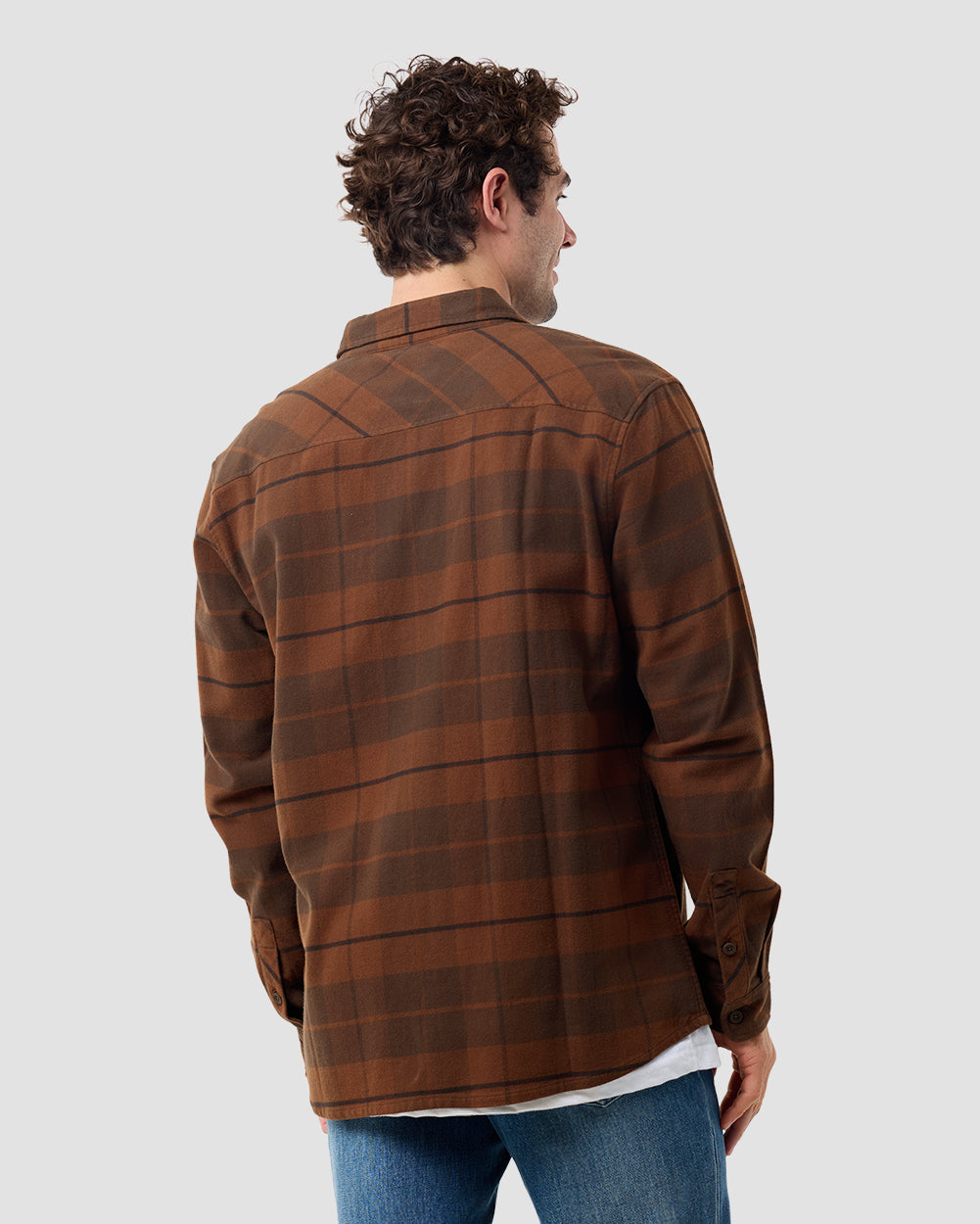 Fairbanks Flannel-Brown-Regular-Back--Model---L