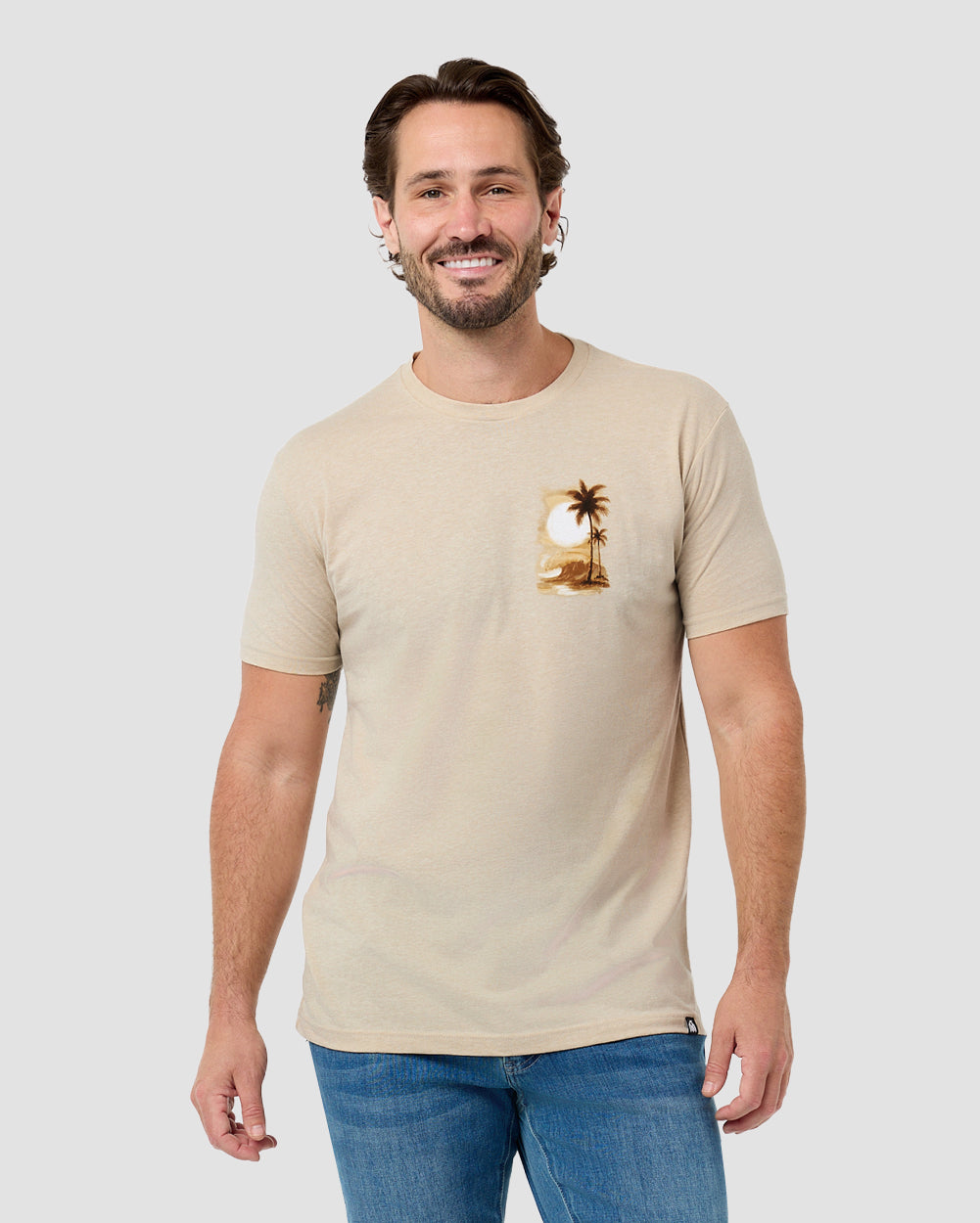 Amber Shore Tee-Cream-Regular-Front--Model---L
