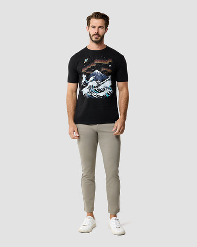 Aurora Heights Tee-Black-Regular-Full--Model---L