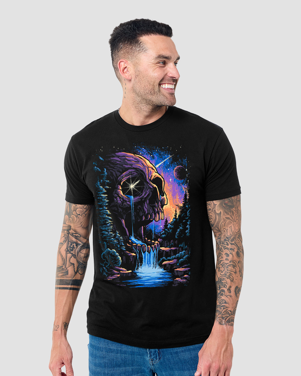 Eternal Flow Tee-Black-Regular-Front--Model---L