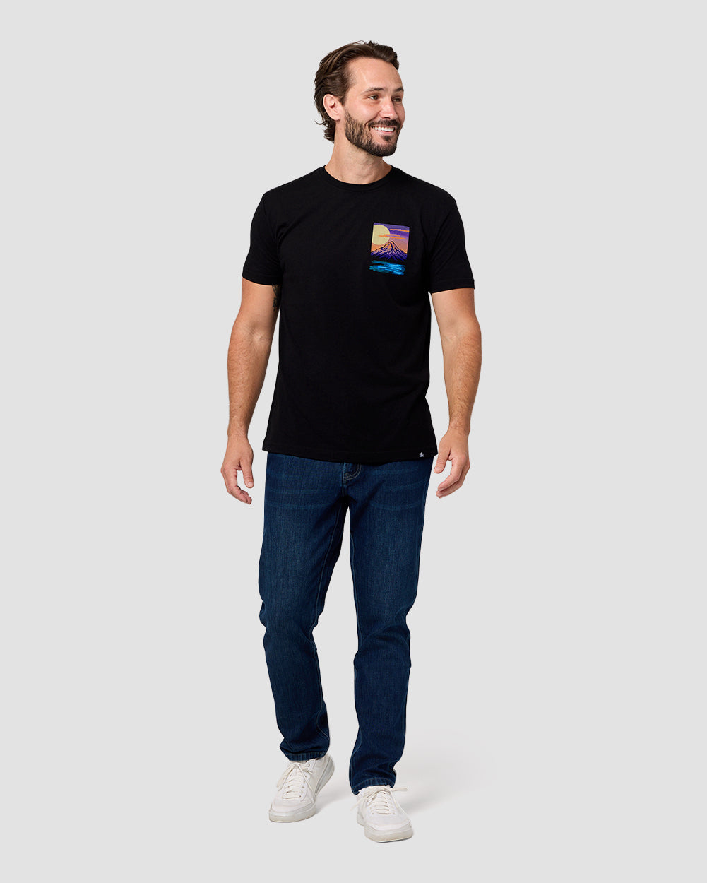 Silent Summit Tee-Black-Regular-Full--Model---L
