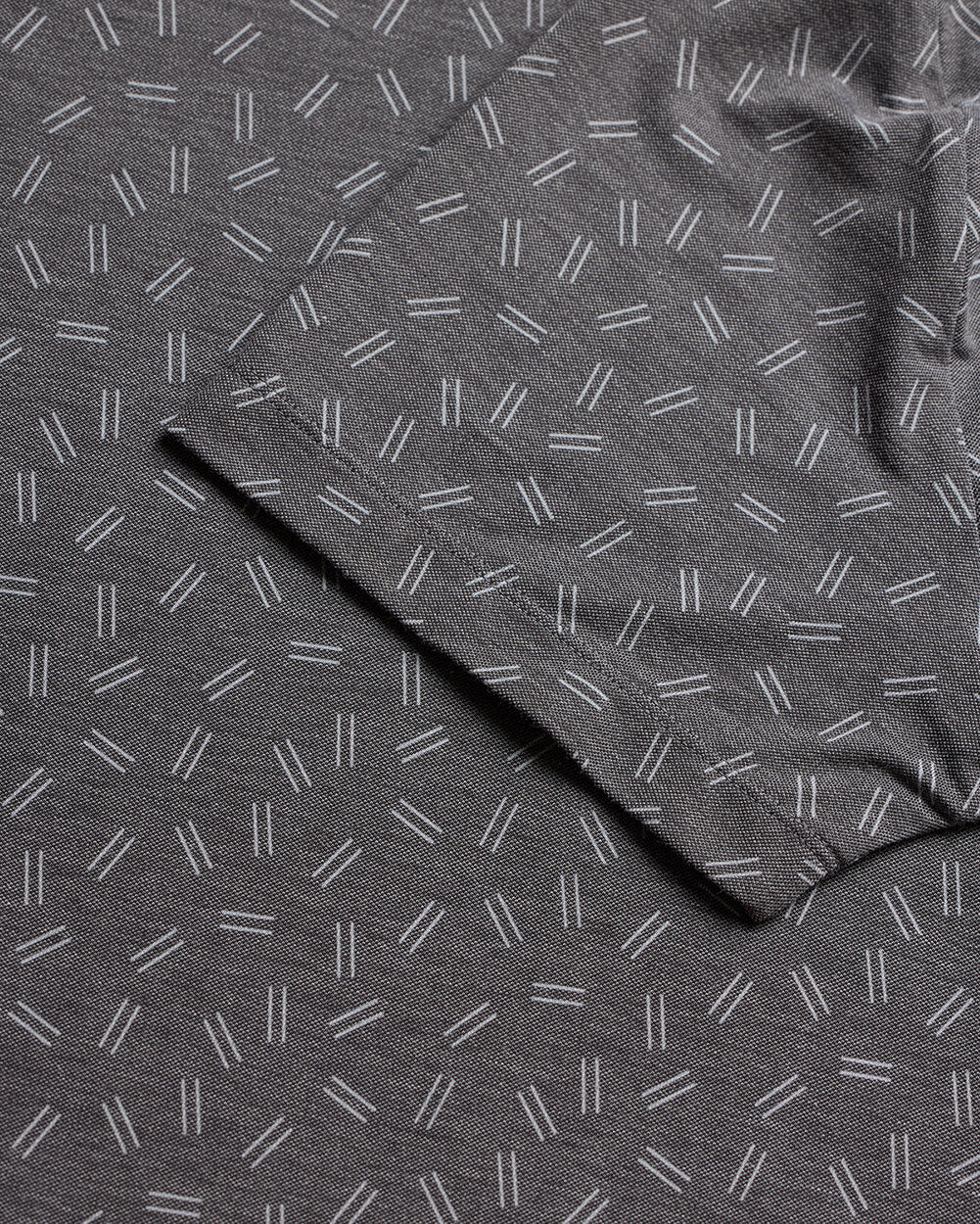 Pursuit Performance Polo-Black Dashes-Tall-Regular-Detail--Model---L