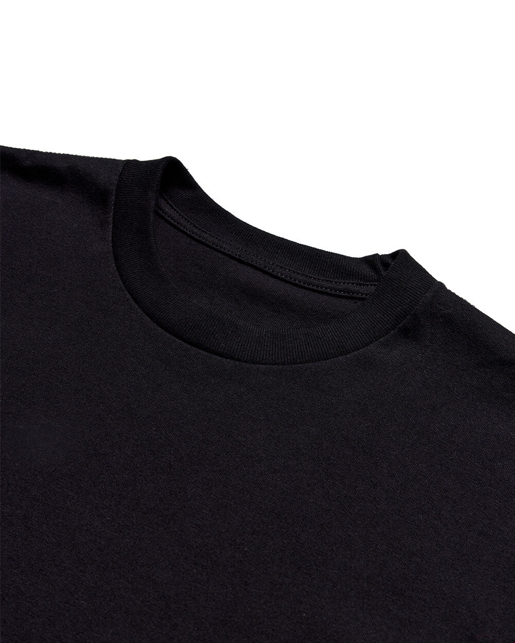 Heavyweight Tee-Black-Detail--Alex---M-Regular