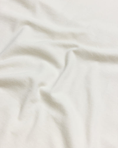 Heavyweight Tee-Bone-Regular-Detail--Model---L