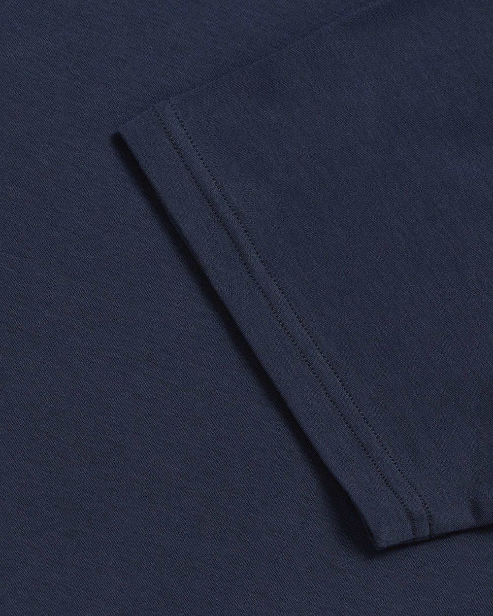 Pima Cotton Tee-Navy-Regular-Detail--Model---L