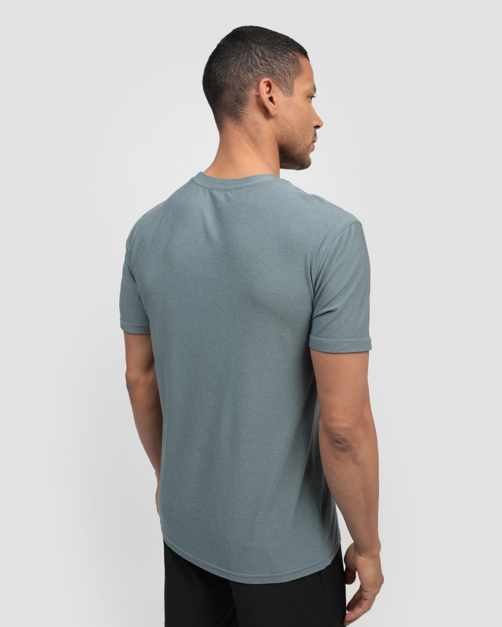 Active Tee-Indigo-Reg-Regular-Back--Model---L