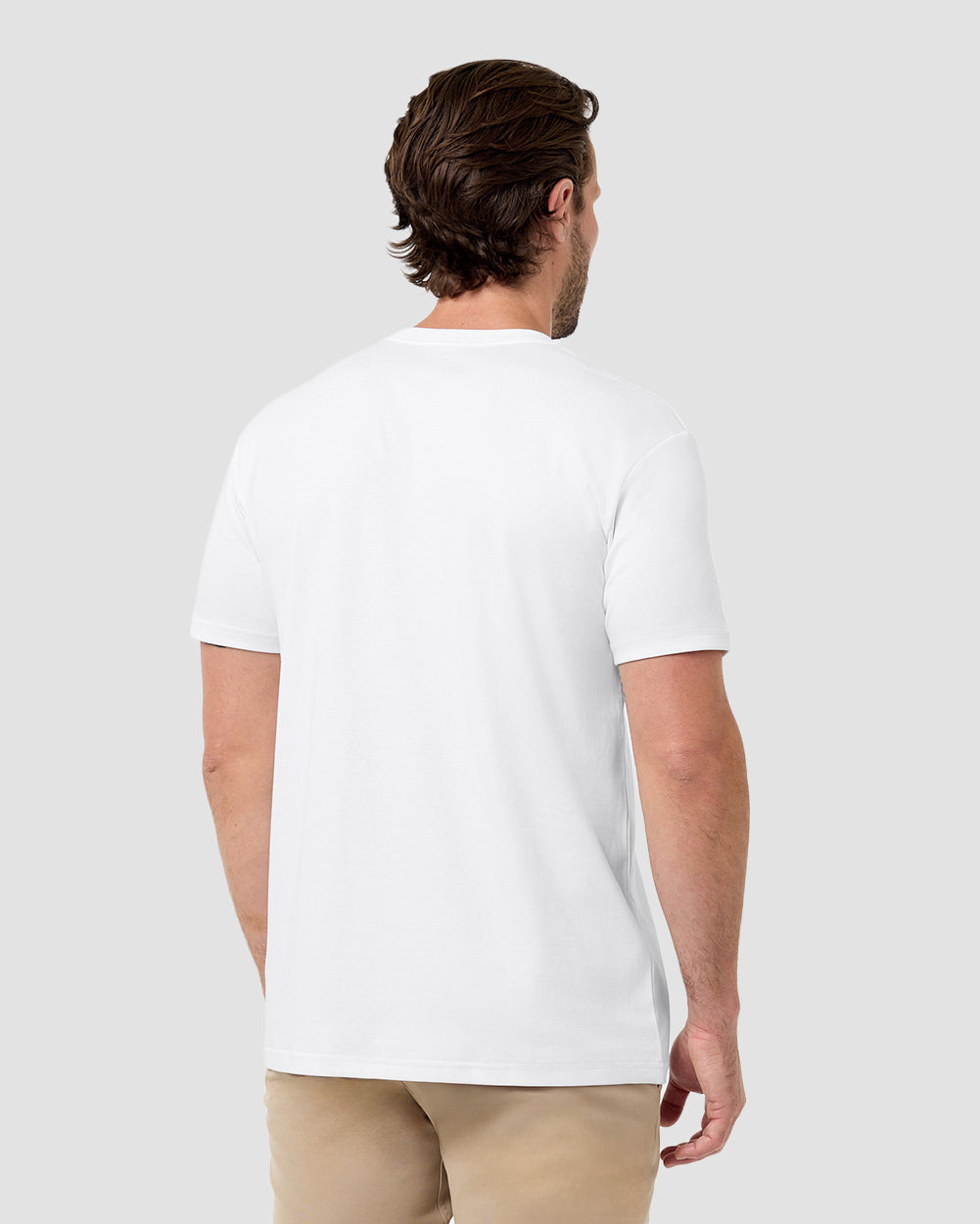 Fabric Guide: Cotton vs. Polyester vs. Blends for Men's Tees