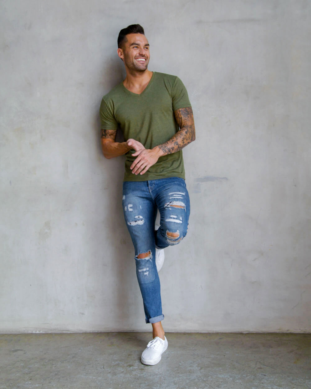V-Neck Tee - Non-Branded-Olive Green-Regular-Full--Model---L