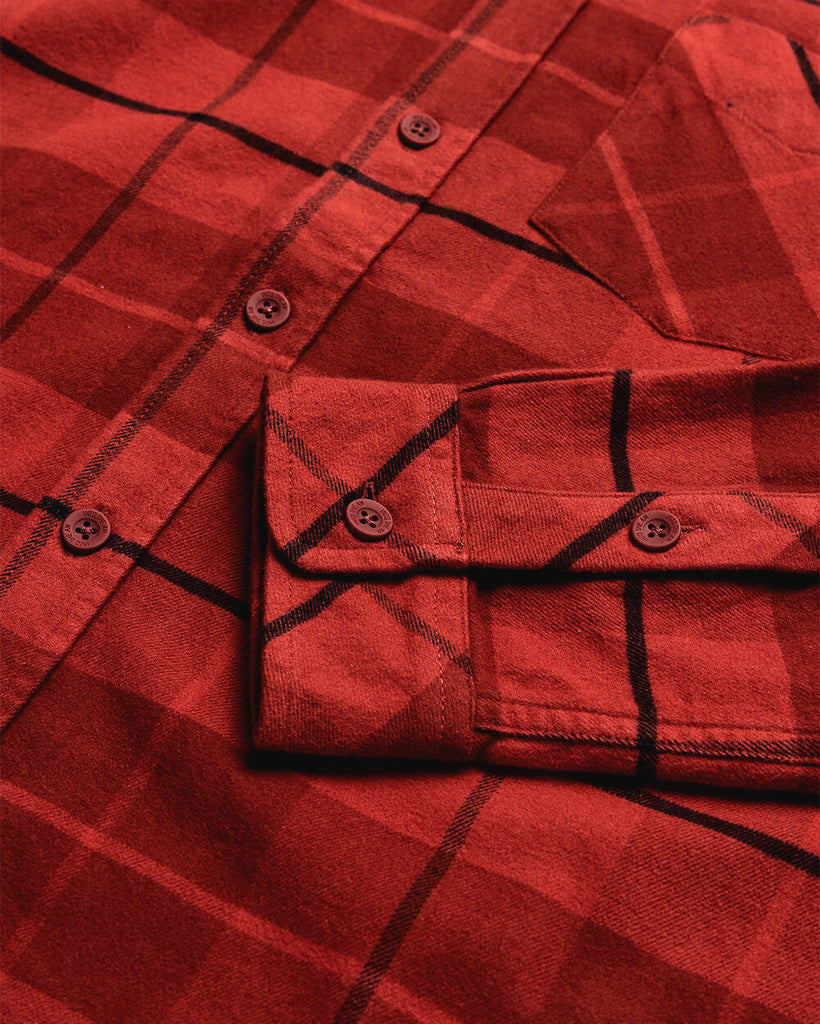 Fairbanks Flannel-Dark Red-Regular-Detail--Zac---L