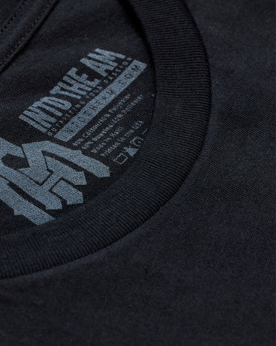 Basic Tee - Logo-Black-Reg-Regular-Detail--Model---L