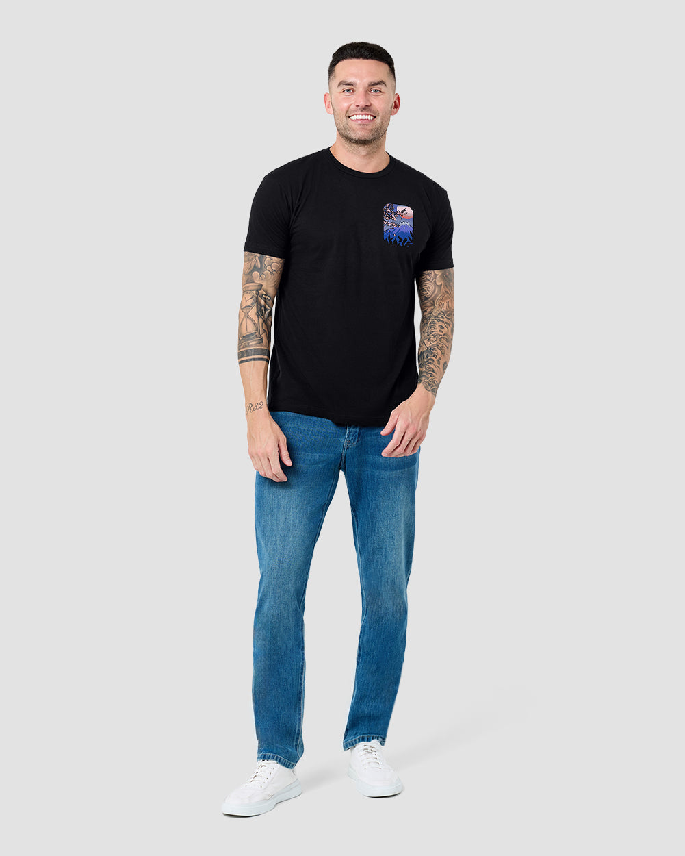 Fuji Bloom Tee-Black-Regular-Ful--Model---L