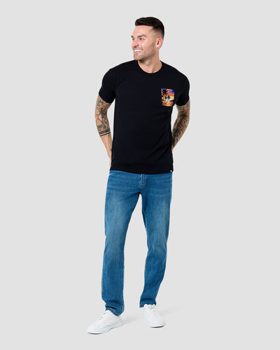 Amber Coast Tee-Black-Regular-Full--Model---L