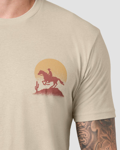 Mesa Shadows Tee-Cream--Regular-Detail--Model---L