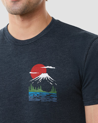 Quiet Horizon Tee-Navy-Regular-Detail--Model---L