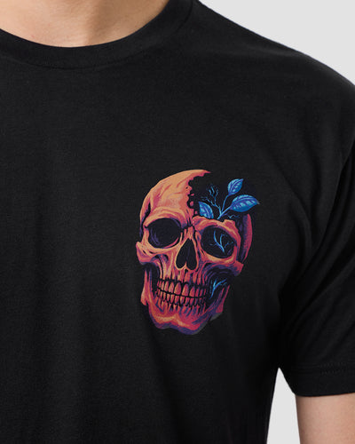 Split Nature Tee-Black-Regular-Detail--Model---L