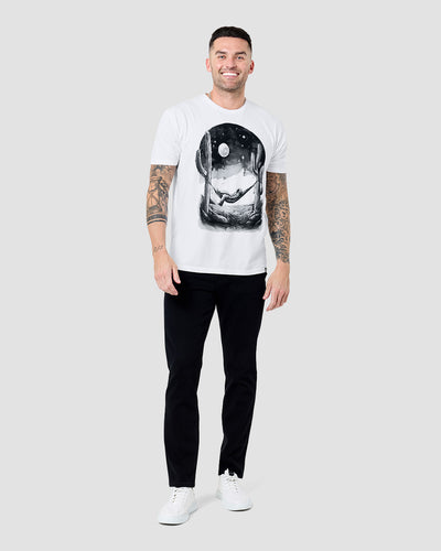 Infinite Gaze Tee-White-Regular-Full--Model---L