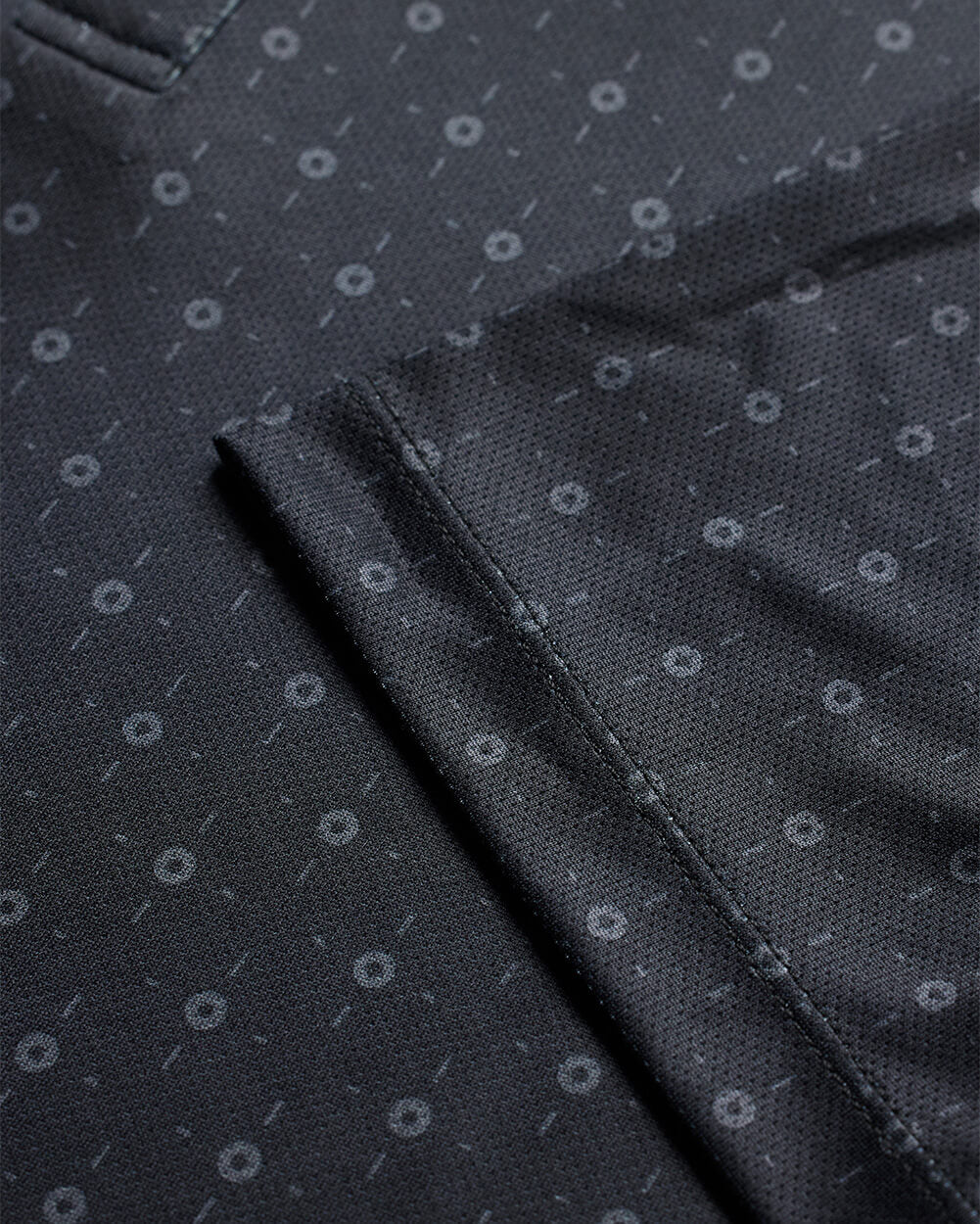 Performance Polo - Non-Branded-Black Dots-Reg-Regular-Detail--Model---L