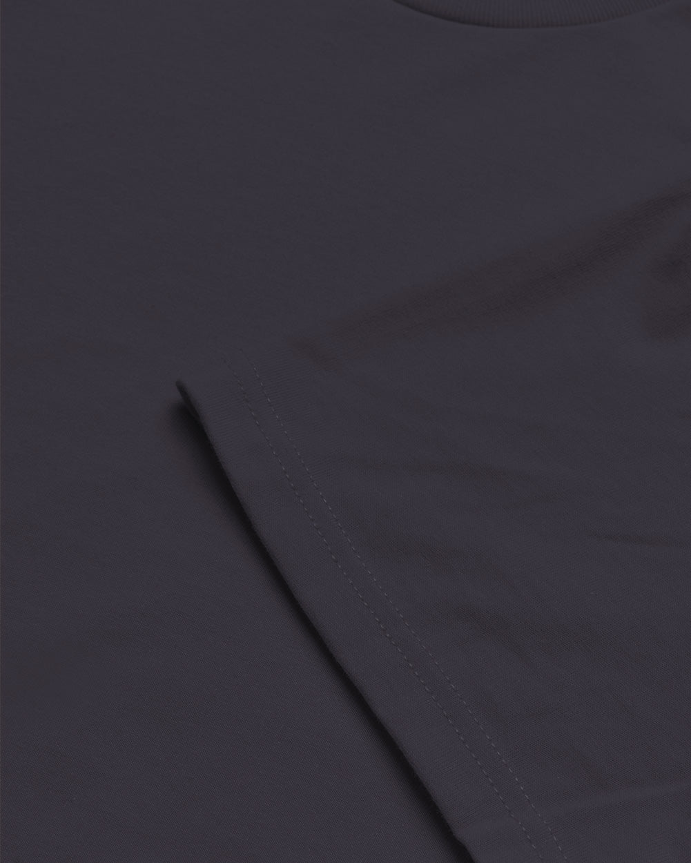 Heavyweight Tee-Charcoal-Regular-Detail--Model---L