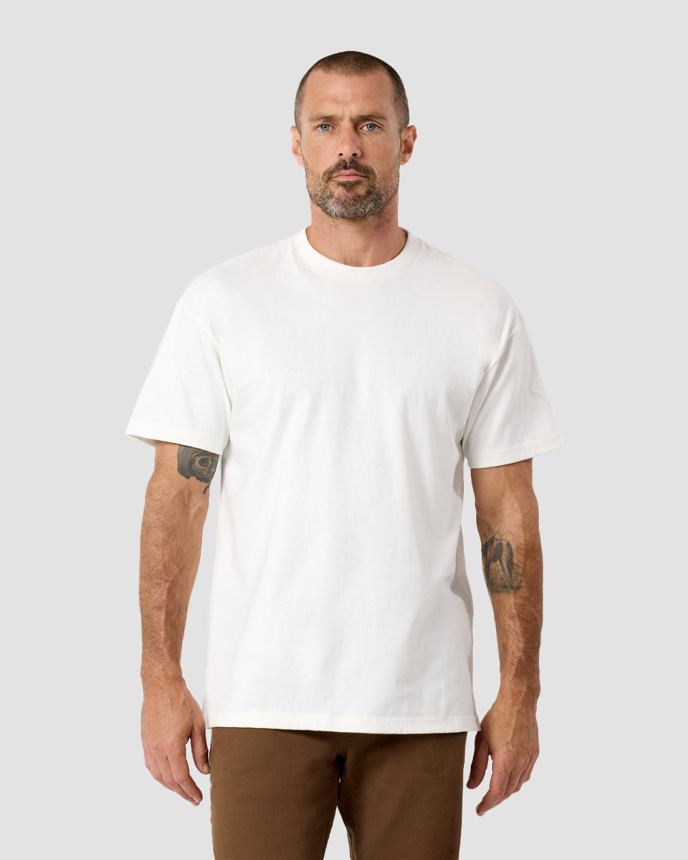 Heavyweight Tee-Bone-Regular-Front--Model---L