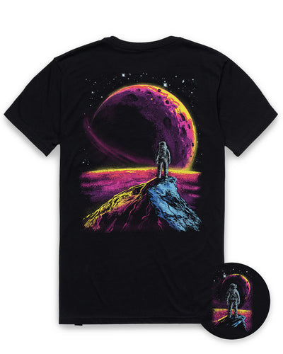 Planet Gaze Tee-Black-Regular-Mock--Model---L
