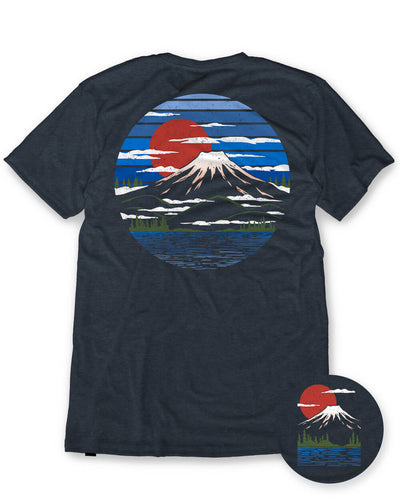 Quiet Horizon Tee-Navy-Regular-Mock--Model---L