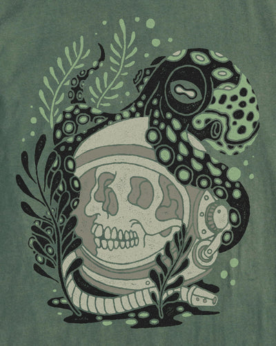 Tentacle Tomb Vintage Tee-Vintage Royal Pine-Regular-Swatch--Model---L