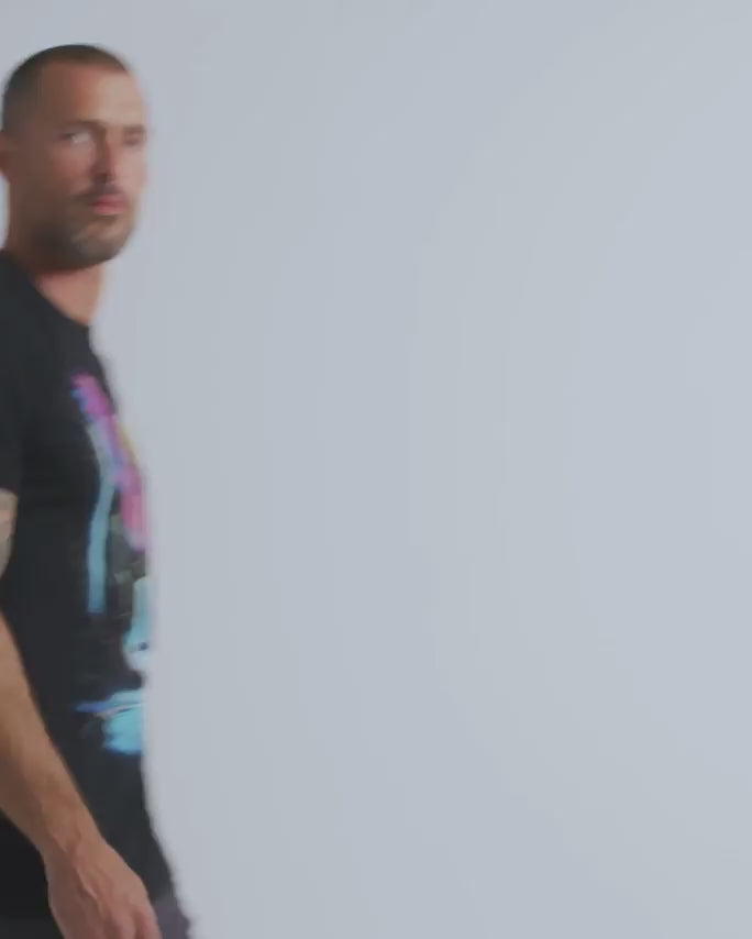 Rainbow Rift Tee-Black-Regular-Video--Model---L