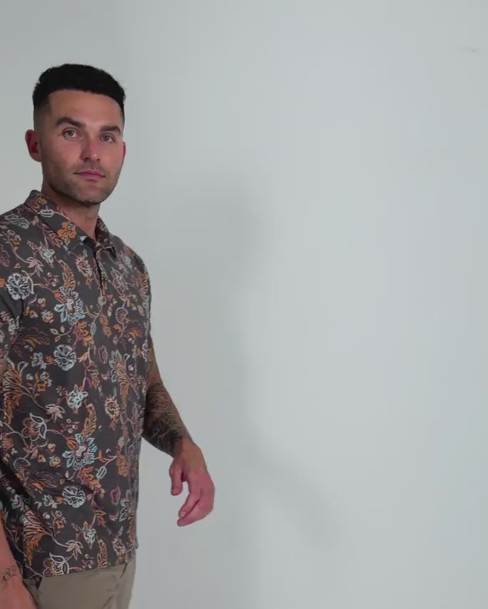 Pursuit Performance Polo-Black Floral-Reg-Regular-Video--Model---L