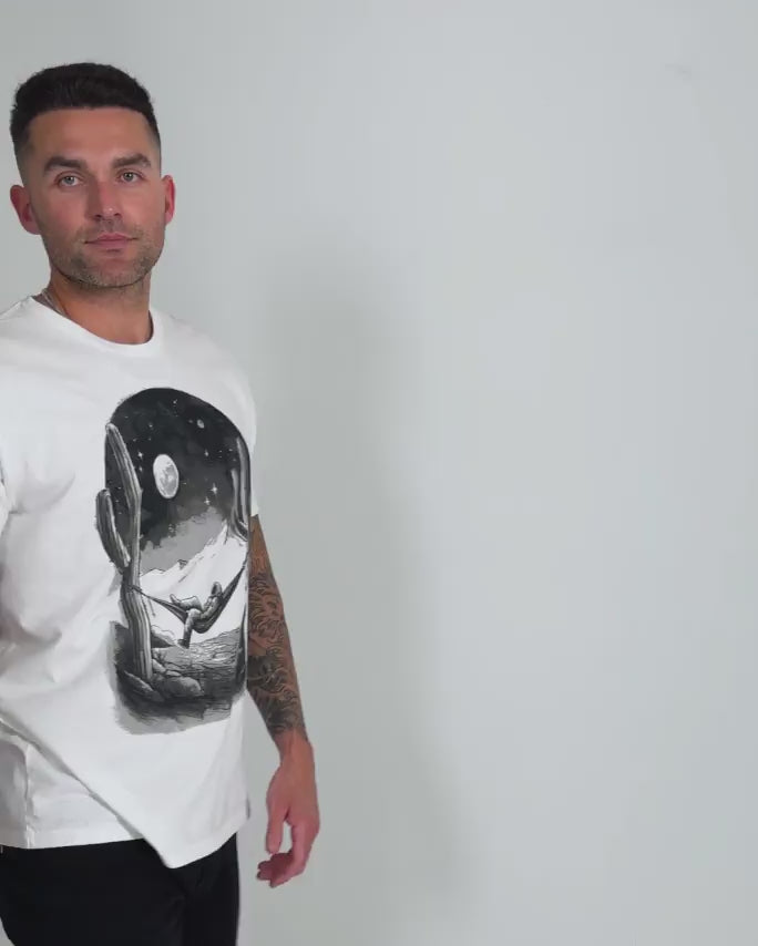 Infinite Gaze Tee-White-Regular-Video--Model---L