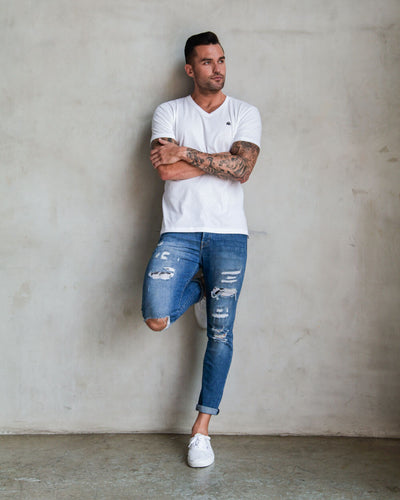 Basic V-Neck Tee-White-Full--Zack---L-Regular